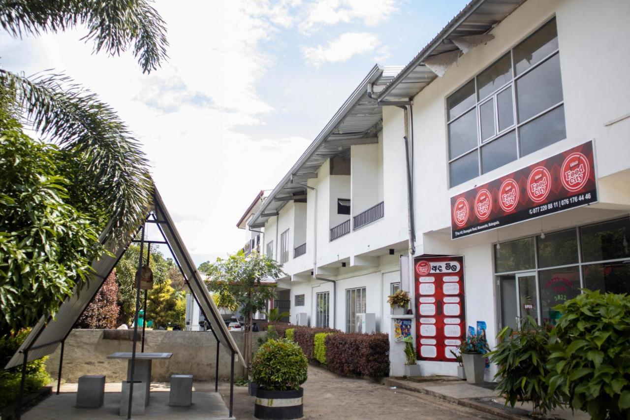 Chamaya Holiday Inn Balangoda Exterior photo